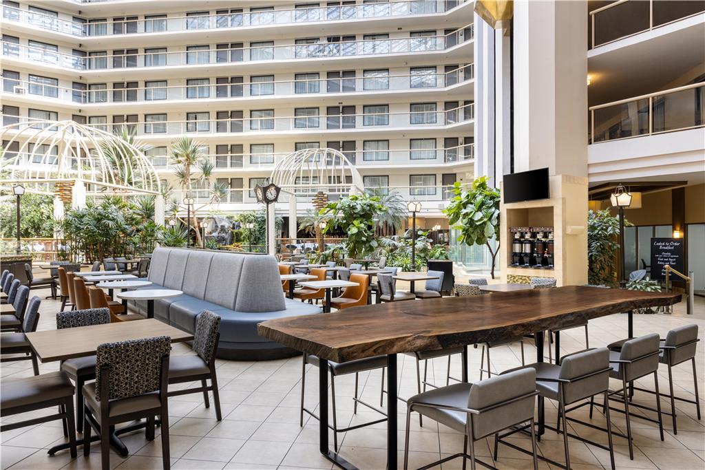 Embassy Suites Birmingham Restaurant foto